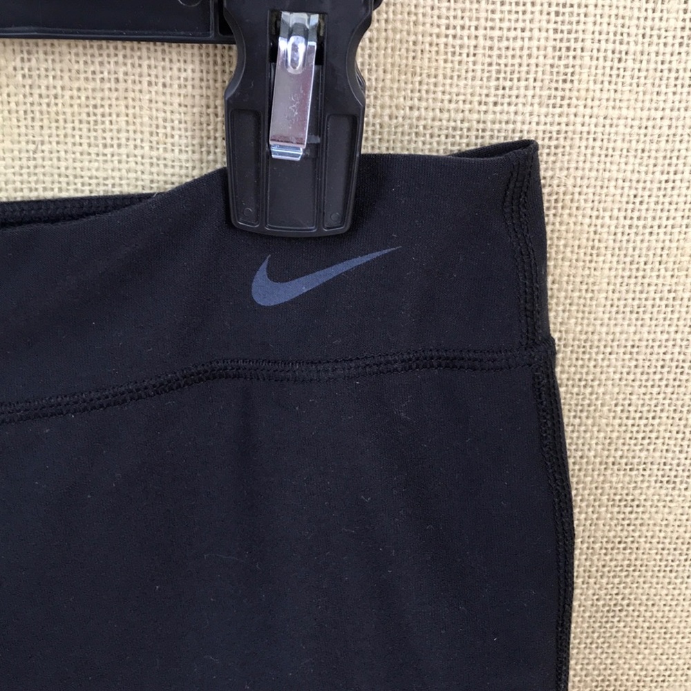 LN Nike Capri Dri-fit leggings - Sz L - Picture 3 of 5